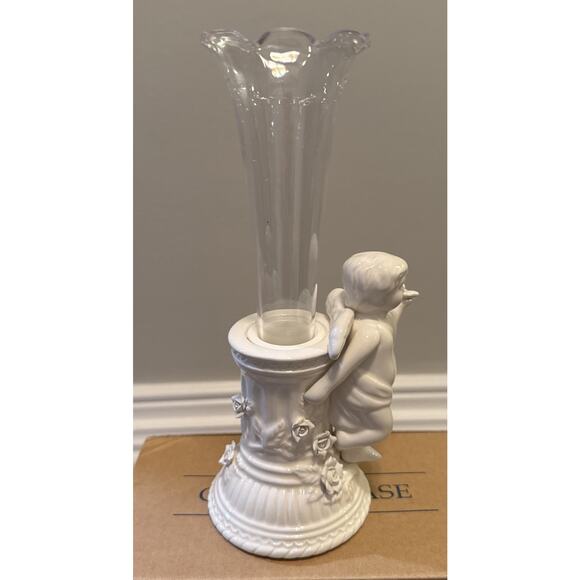 New AVON 2002 Beautiful Vintage Cherub Vase w/ Rose Design Gift Decoration NIB - Picture 3 of 8